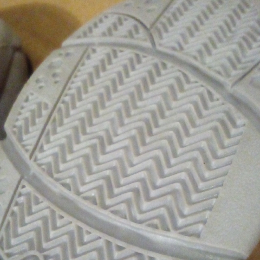 FUBU Zone Men's Gray High-Top Sneakers New With Tags - Picture 8 of 10